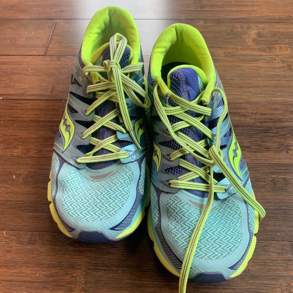 Saucony Zealot 1